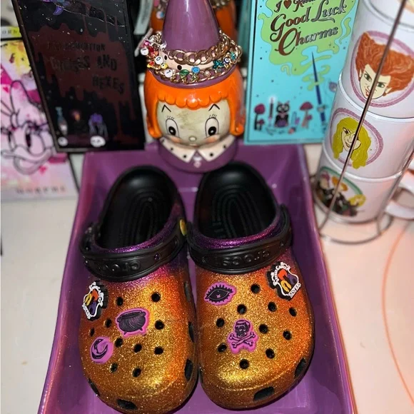 Authentic Hocus Pocus Crocs! Limited - Picture 10 of 16